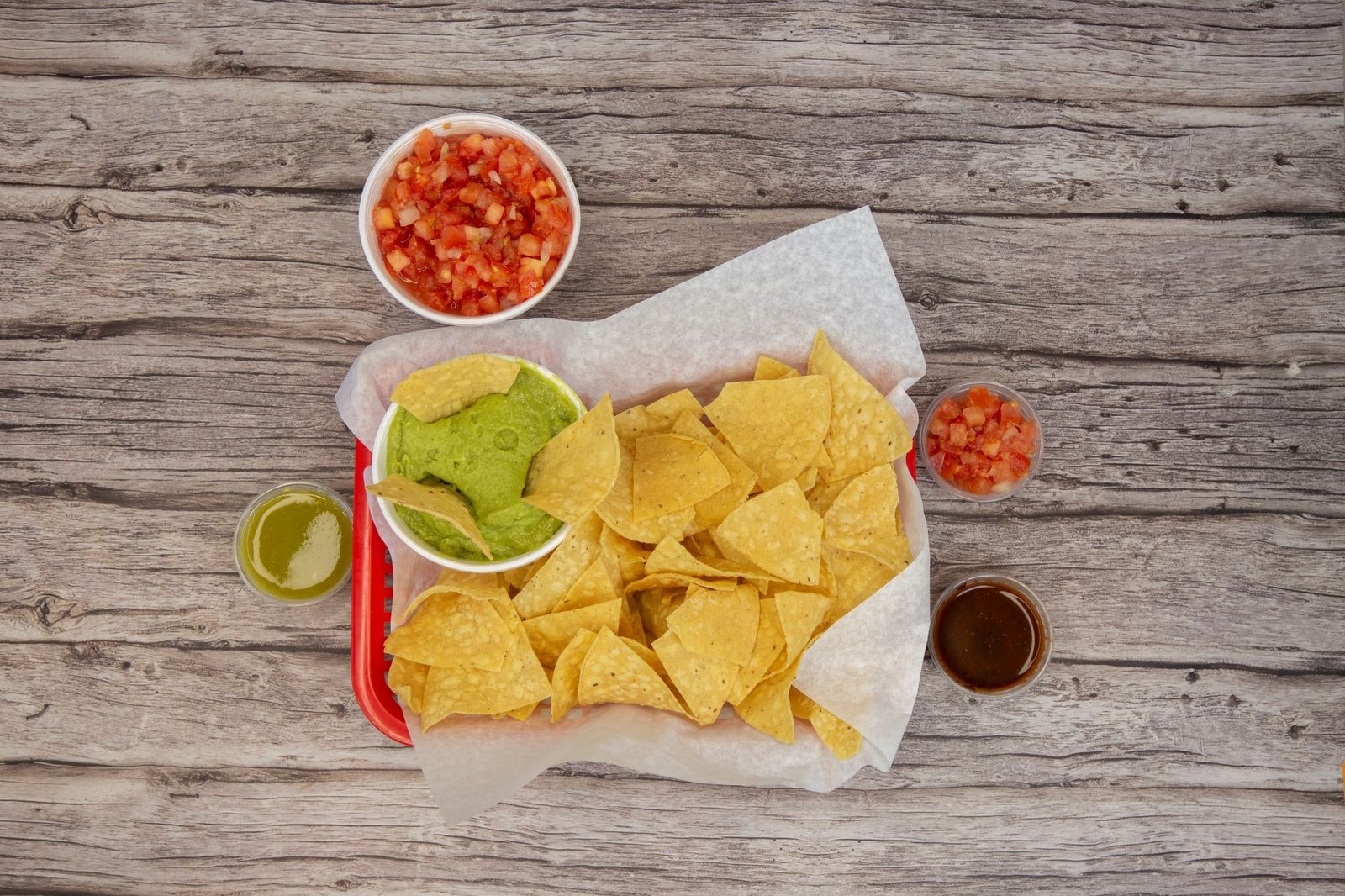 Chips, Guacamole and Fresh Salsa